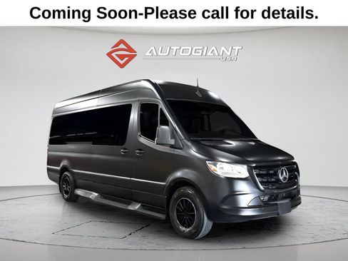 Used 2019 Mercedes-Benz Sprinter 170 image 2