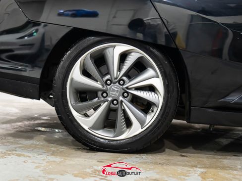 Used 2018 Honda Clarity Touring image 11