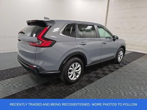Used 2025 Honda CR-V LX image 2