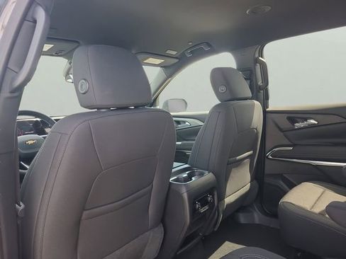 New 2026 Chevrolet Traverse LT FWD image 9