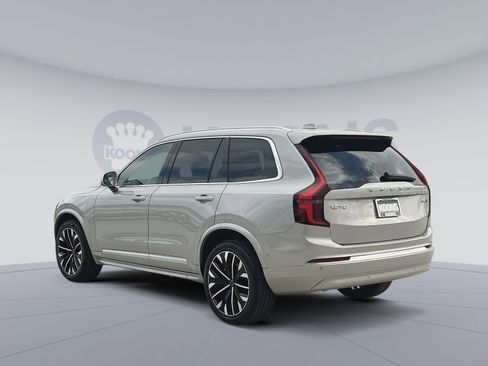 Certified 2025 Volvo XC90 B6 Plus AWD/4WD image 14