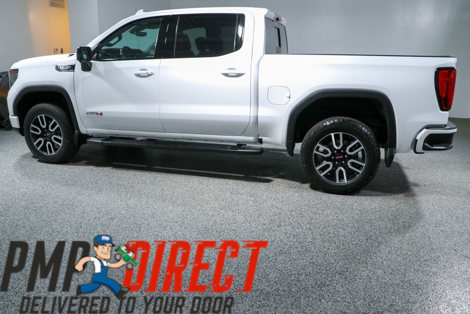 Used 2023 GMC Sierra 1500 AT4 w/ Technology Package AWD/4WD image 10