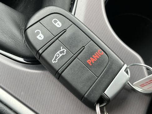 Used 2021 Dodge Challenger R/T Scat Pack image 32