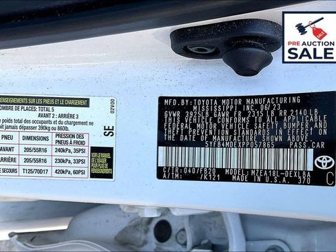 Used 2023 Toyota Corolla LE FWD image 35