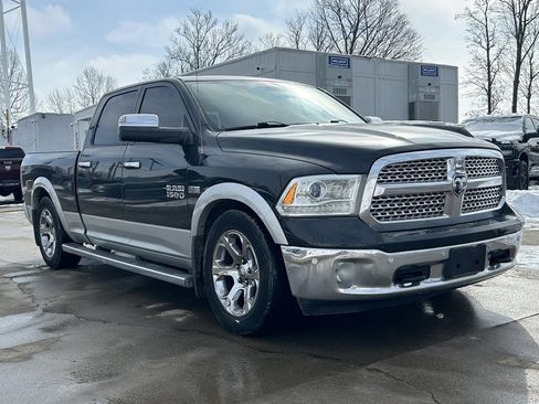 Used 2016 RAM 1500 Laramie w/ Convenience Group image 4