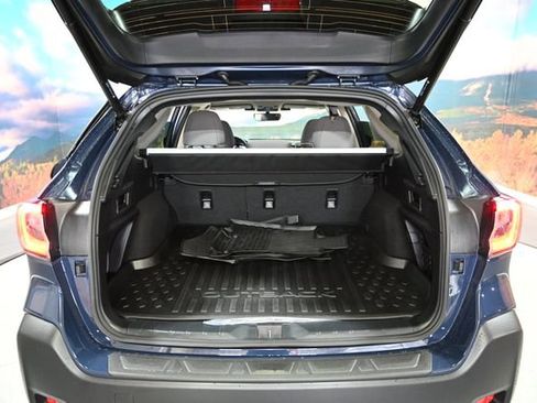 Used 2025 Subaru Outback Premium w/ Popular Package #1A image 41