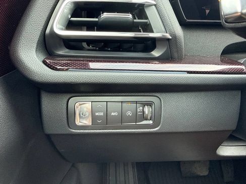 New 2026 Chevrolet Traverse Z71 w/ Driver Confidence Package AWD/4WD image 14