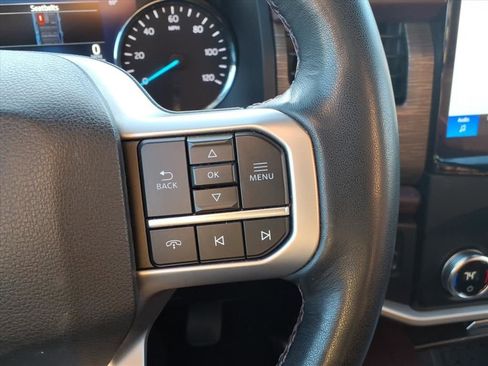 Used 2024 Ford Expedition Limited AWD/4WD image 14