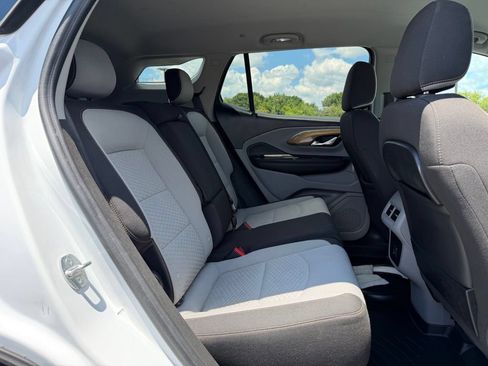 Used 2020 GMC Terrain SLE FWD image 28