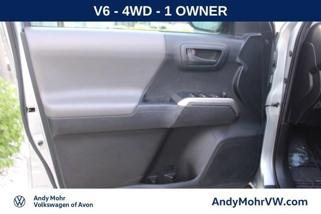 Used 2023 Toyota Tacoma SR5 w/ Technology Package AWD/4WD image 18