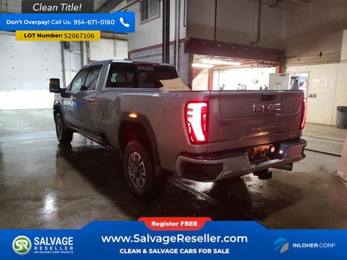 Used 2025 GMC Sierra 3500 SLT w/ SLT Convenience Package AWD/4WD image 3