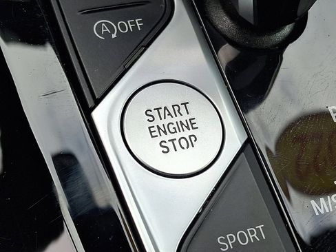 Used 2022 BMW X3 xDrive30i w/ Premium Package 2 image 24