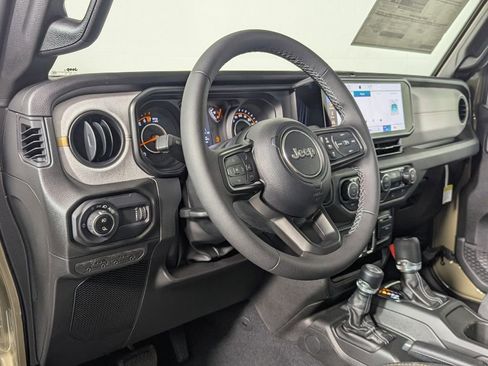 New 2026 Jeep Gladiator Sport image 14