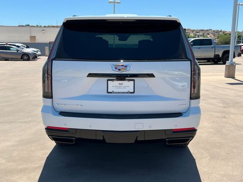 New 2026 Cadillac Escalade ESV Sport w/ Touring Package AWD/4WD image 5