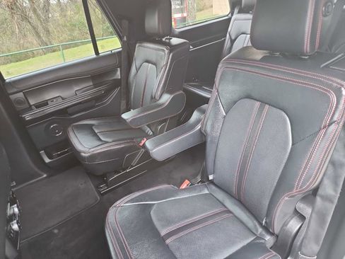 Used 2019 Ford Expedition Limited w/ Equipment Group 303A image 32