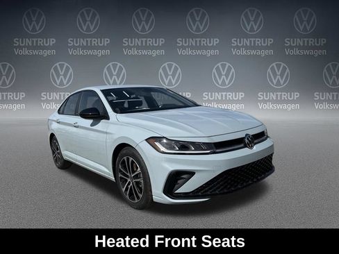 Used 2026 Volkswagen Jetta Sport FWD image 8