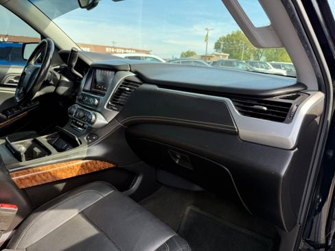 Used 2016 Chevrolet Suburban LTZ AWD/4WD image 12