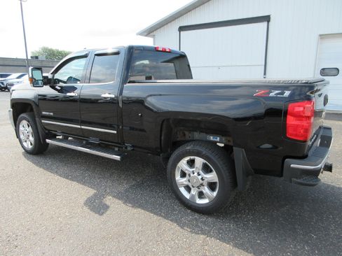 Certified 2018 Chevrolet Silverado 2500 LTZ w/ LTZ Plus Package AWD/4WD image 7