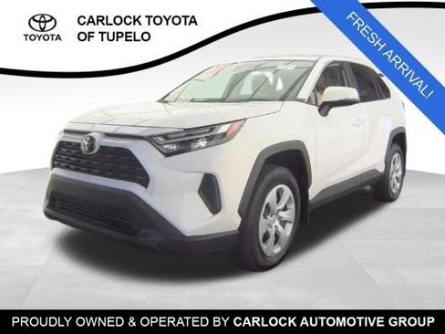 Used 2025 Toyota RAV4 LE FWD image 1
