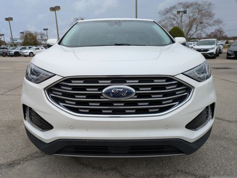 Used 2021 Ford Edge Titanium image 9