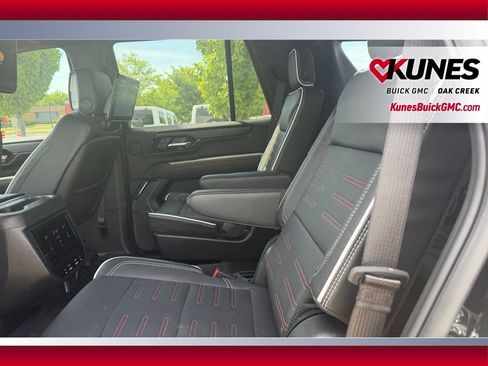 Used 2026 GMC Yukon AT4 Ultimate w/ LPO, Floor Liner Package AWD/4WD image 10