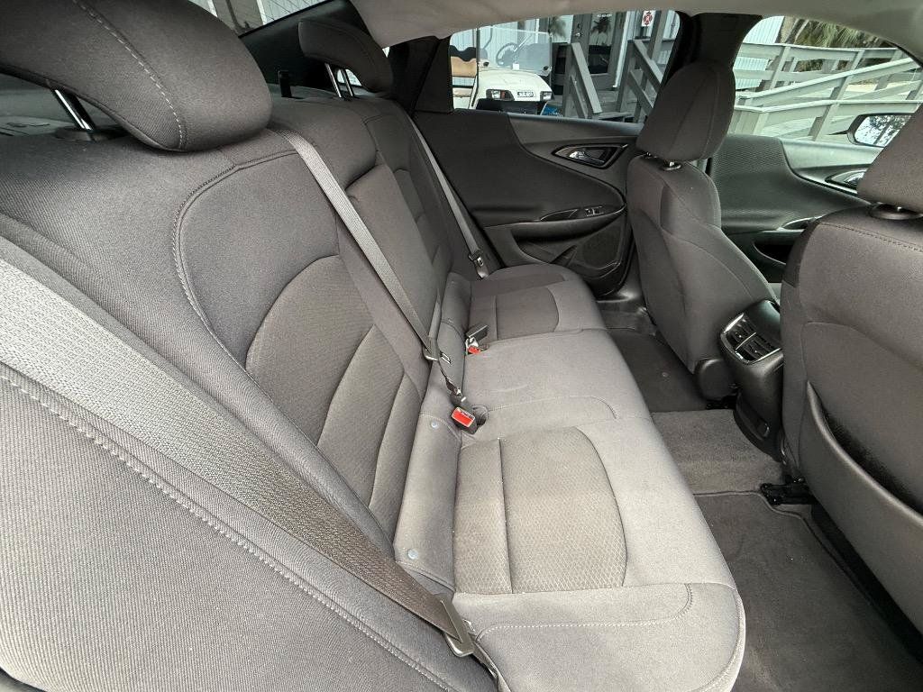 Used 2023 Chevrolet Malibu LT FWD image 14