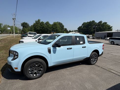 New 2026 Ford Maverick XLT image 9
