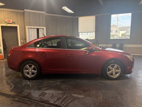 Used 2011 Chevrolet Cruze LT FWD image 7