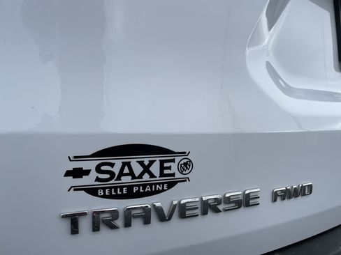 Used 2018 Chevrolet Traverse LT AWD/4WD image 27