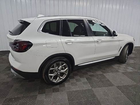Used 2024 BMW X3 xDrive30i w/ Premium Package image 3
