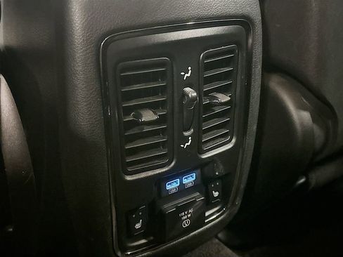 Used 2018 Jeep Grand Cherokee High Altitude image 34