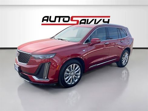 Used 2024 Cadillac XT6 Premium Luxury w/ Technology Package image 3