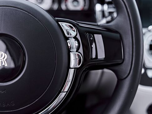 Used 2014 Rolls-Royce Wraith RWD image 64