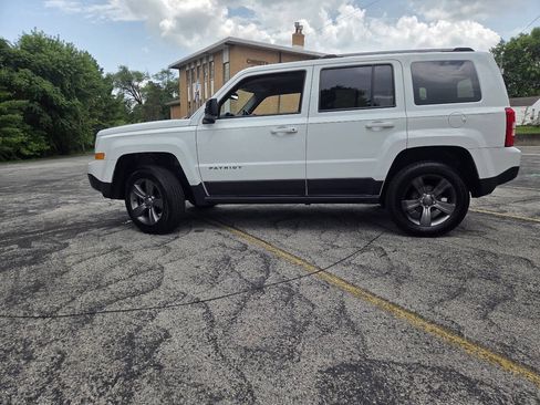 Used 2016 Jeep Patriot Sport w/ Power Value Group FWD image 10