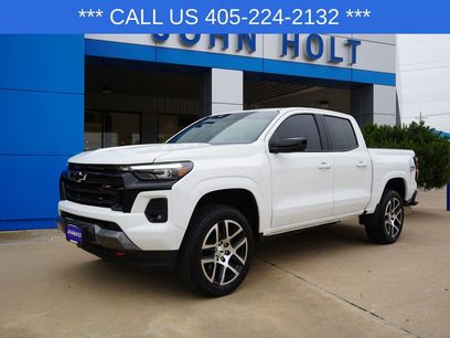 Used 2024 Chevrolet Colorado Z71 w/ Z71 Convenience Package 2