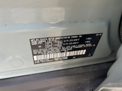 Used 2019 Toyota RAV4 XLE w/ Convenience Package AWD/4WD image 10