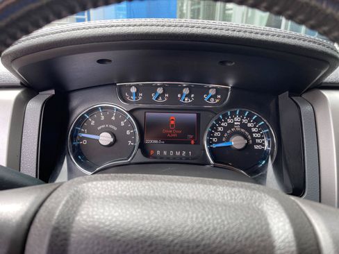 Used 2013 Ford F150 Lariat w/ Lariat Chrome Pkg AWD/4WD image 22
