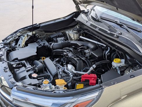 Used 2025 Subaru Forester Touring image 27