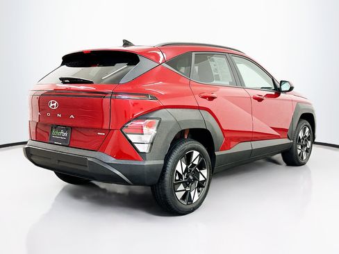 Used 2025 Hyundai Kona SEL image 9