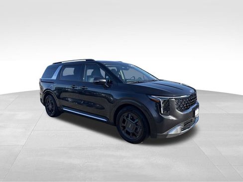 Certified 2026 Kia Carnival SX FWD image 4