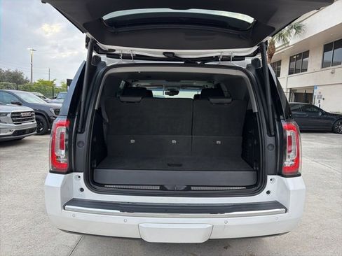 Used 2019 GMC Yukon Denali image 23