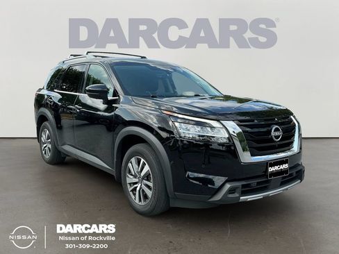 Used 2023 Nissan Pathfinder SL AWD/4WD image 1