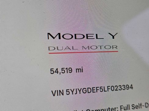 Used 2020 Tesla Model Y Long Range image 27