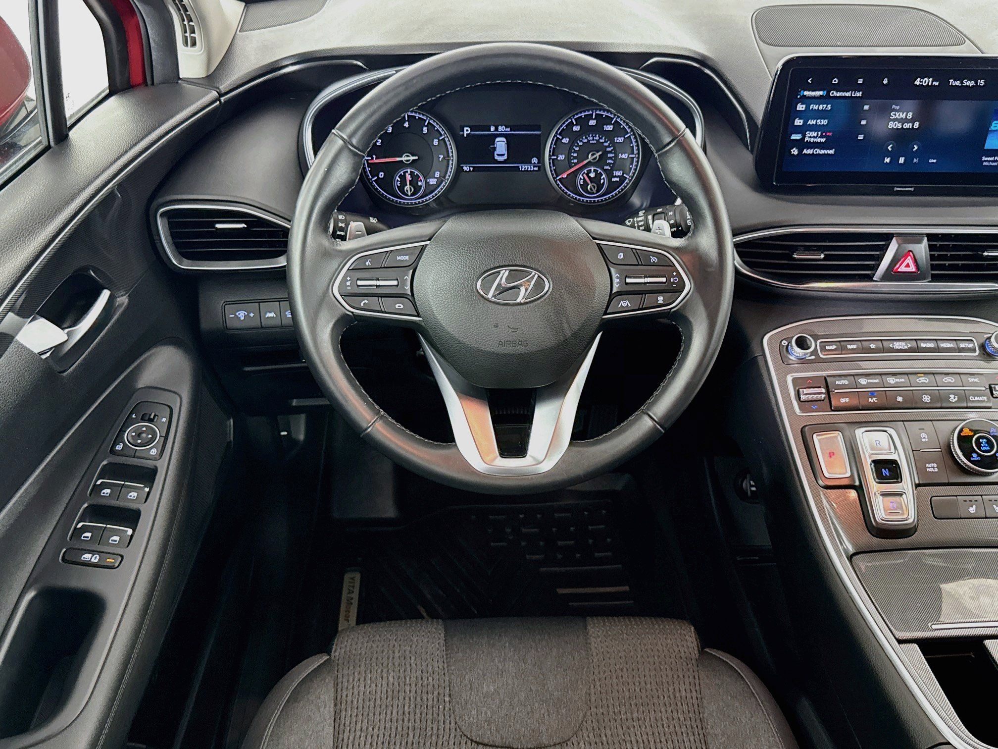 Used 2023 Hyundai Santa Fe SEL AWD/4WD image 15