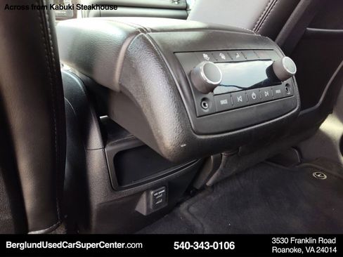 Used 2016 Buick Enclave Leather AWD/4WD image 17