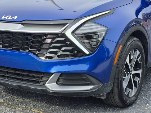 Used 2025 Kia Sportage EX image 7