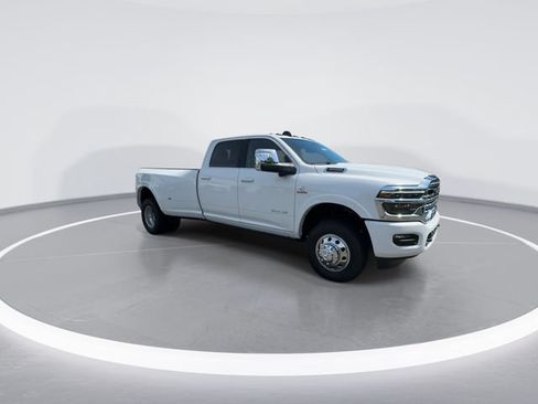 New 2026 RAM 3500 Limited AWD/4WD image 2