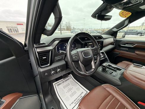 Used 2024 GMC Sierra 1500 Denali Ultimate image 10