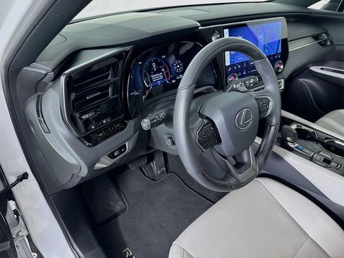 Certified 2025 Lexus RX 350 Premium w/ Convenience Package FWD image 9