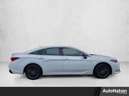 Used 2020 Toyota Avalon XSE w/ All Weather Liner Package image 1